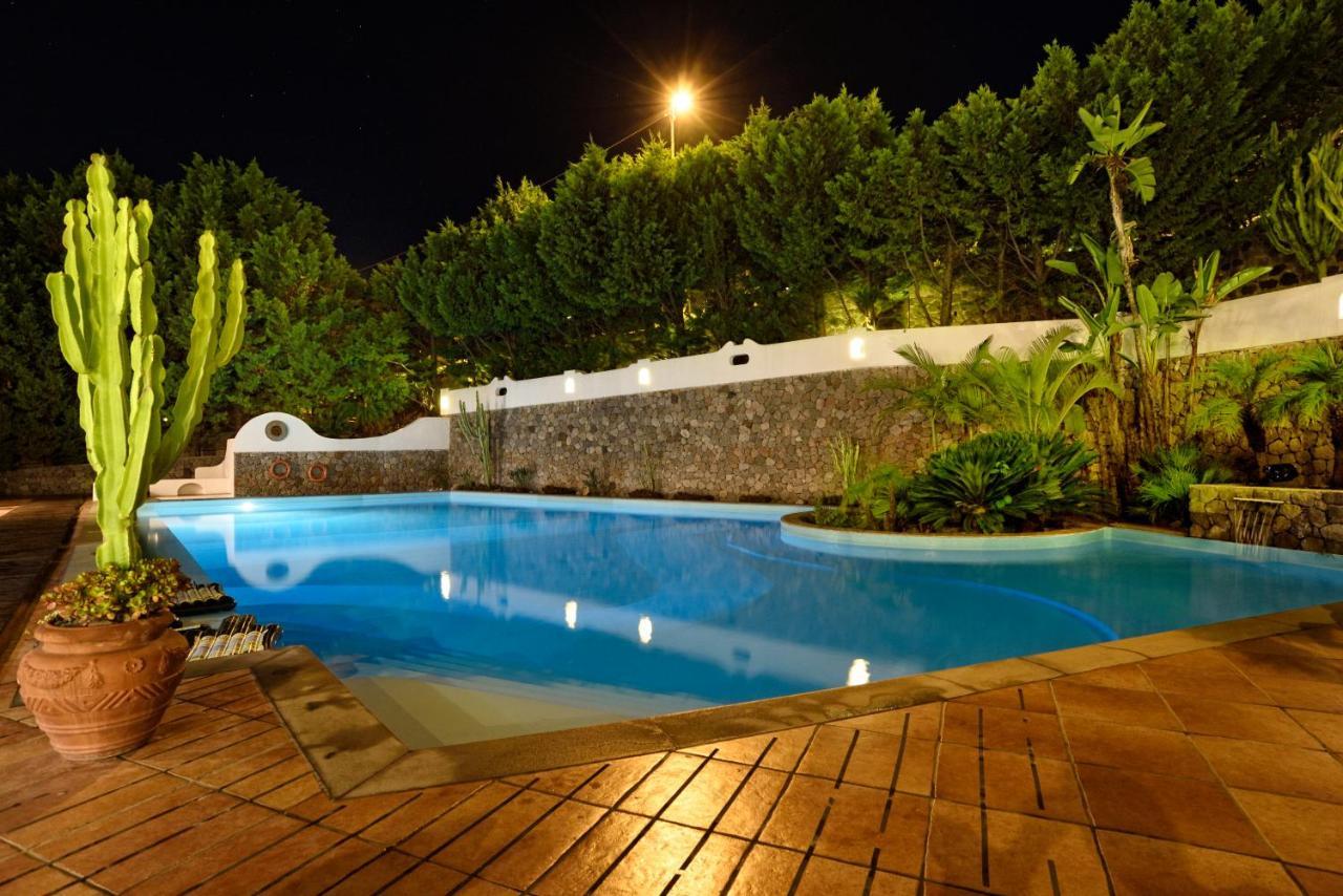 Pietra Pomice Hotel リーパリ エクステリア 写真