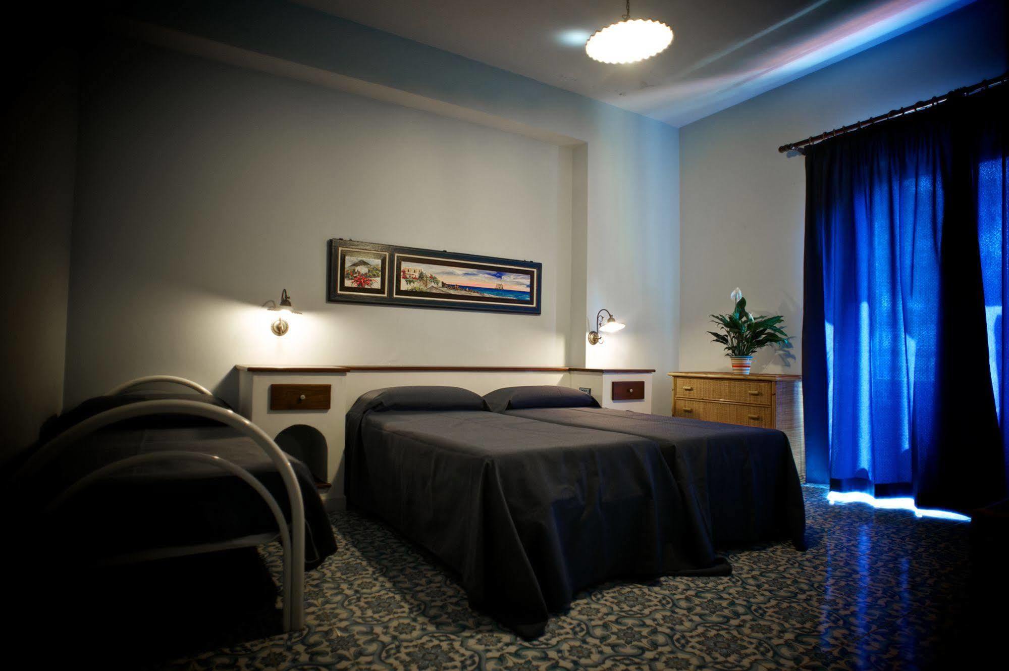 Pietra Pomice Hotel リーパリ エクステリア 写真